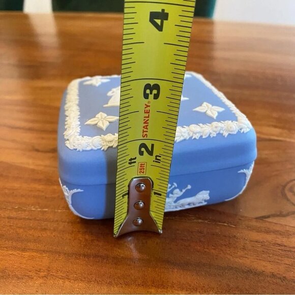 Wedgwood England Jasperware Square Trinket Dish - Picture 7 of 15